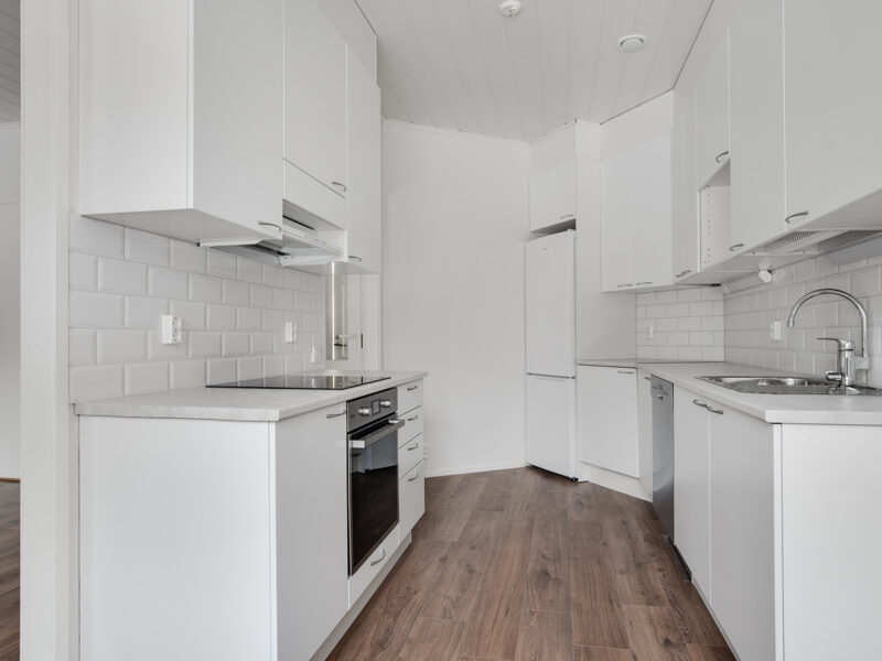 En modern och trivsam radhuslägenhet, 3r+k+b i Gerby uthyres